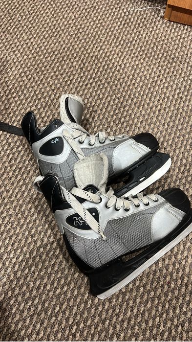 Продам коньки 41 -42 размер