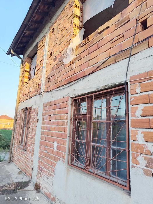 Продавам къща в Узунджово