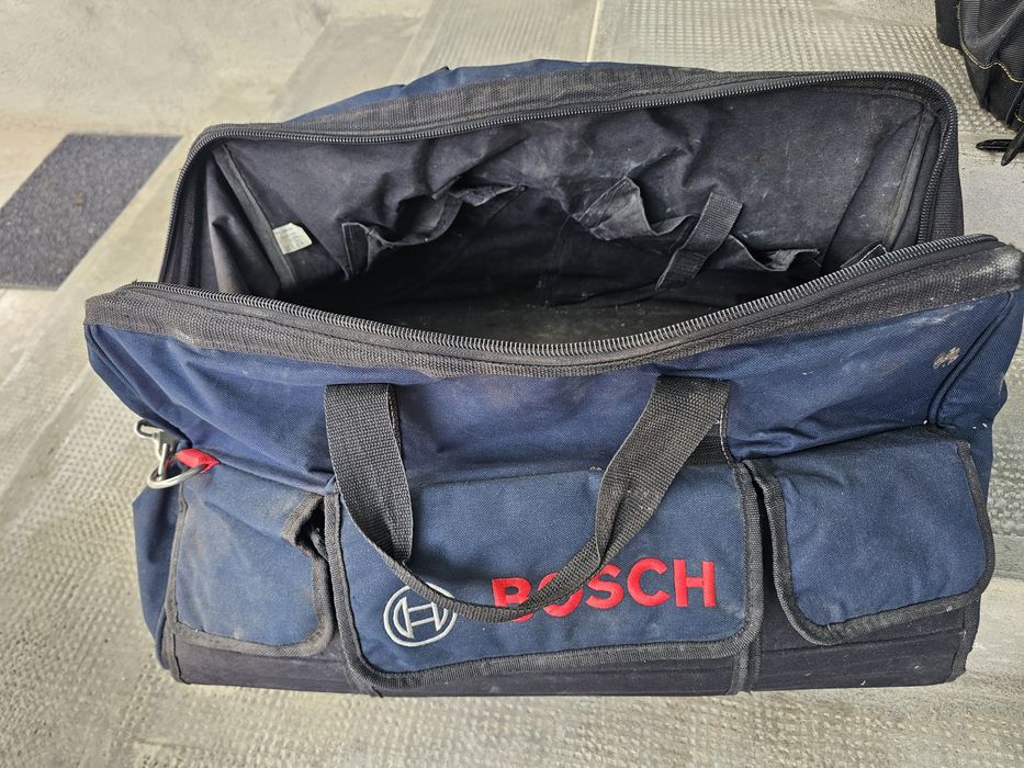 Genți,ghiozdane,truse Makita,Bosch,Milwaukee,Dewalt,Ironside ,Hilti