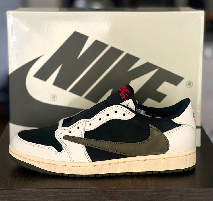 Travis Scott x Air Jordan 1 Low Reverse Olive 42.5 EU