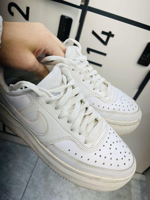 Кеды белые почти новые