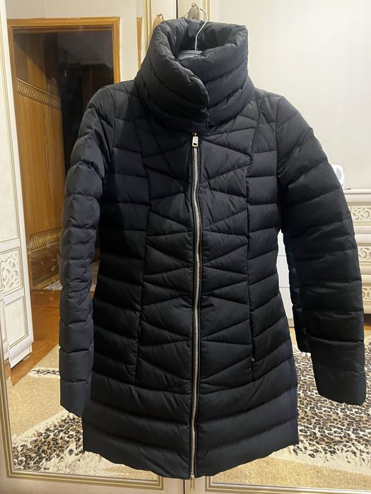 Куртка Guess в идеальном состоянии