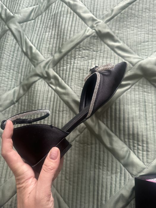 Продам новые туфли