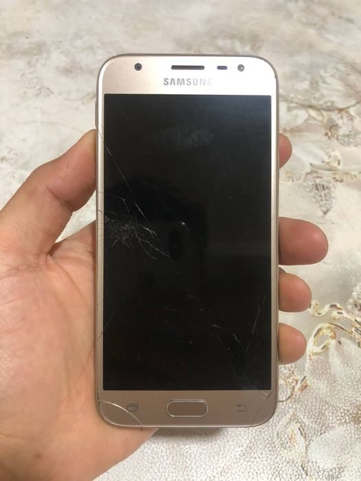 J3 (2017), xolati zor