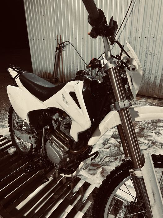 Продам Эндуро 300куб