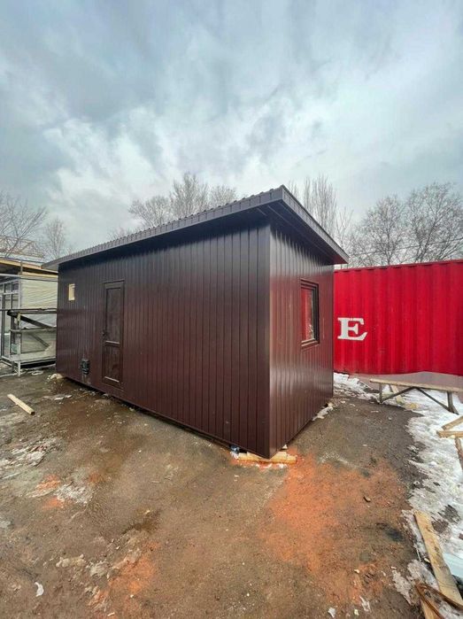 Баня из контейнера Бытовки