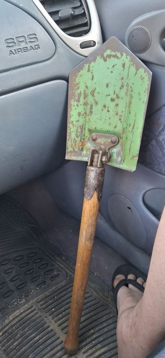 Военна сгъваема сапьорна лопата, (СССР/България)