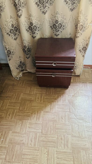 Мебель, два шкафа маленькая тумба