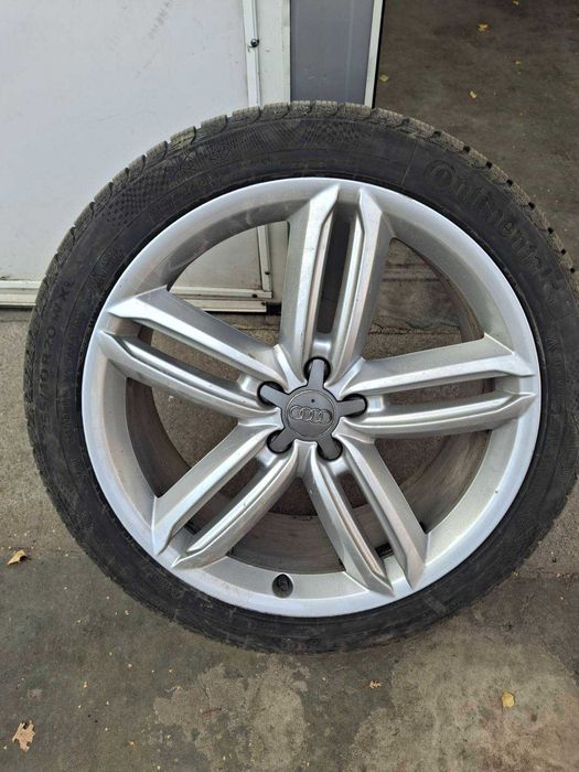 продавам 4бр алуминиеви джанти за АУДИ с комплект зимни гуми 255/40R20