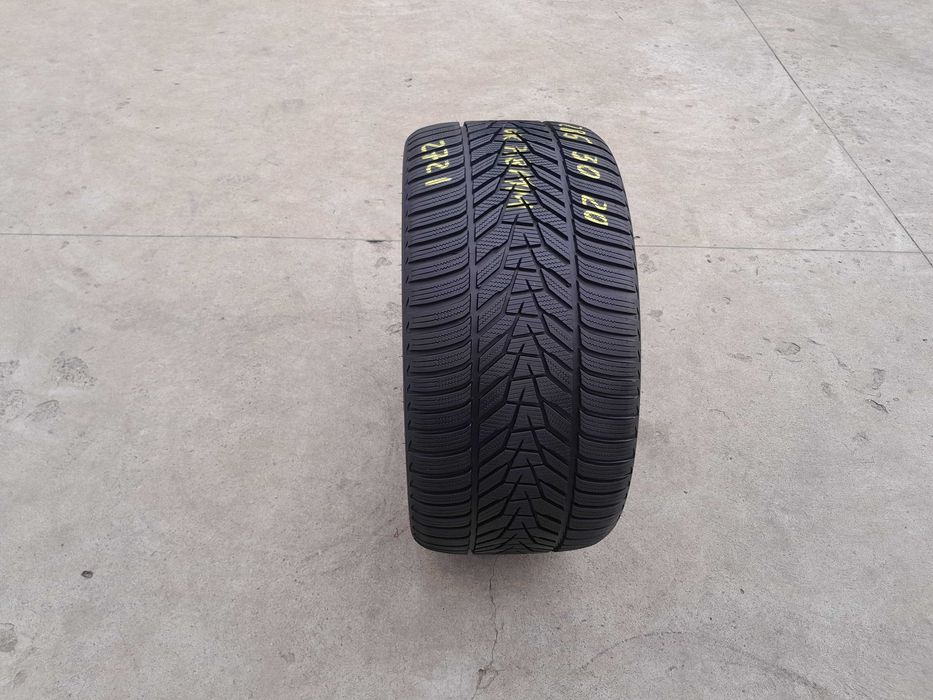O anvelopa iarna 285 30 20 hankook winter I cept evo 3 cu 7,8 mm 2021