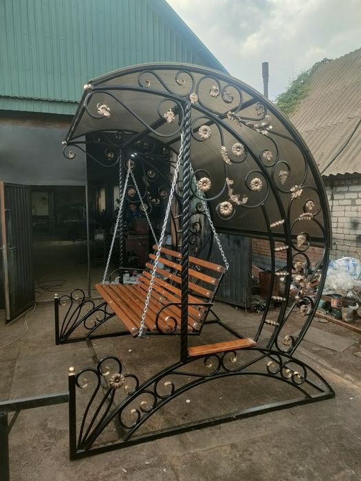 Продаётся кованые качели и ворота