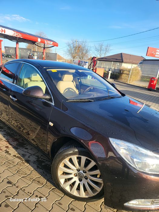 Opel insignia 2l disel
