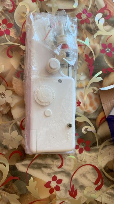 Мини швейная ручная машинка