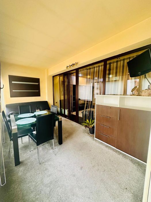 Inchiriez apartament 2 camere plus camera de lucru