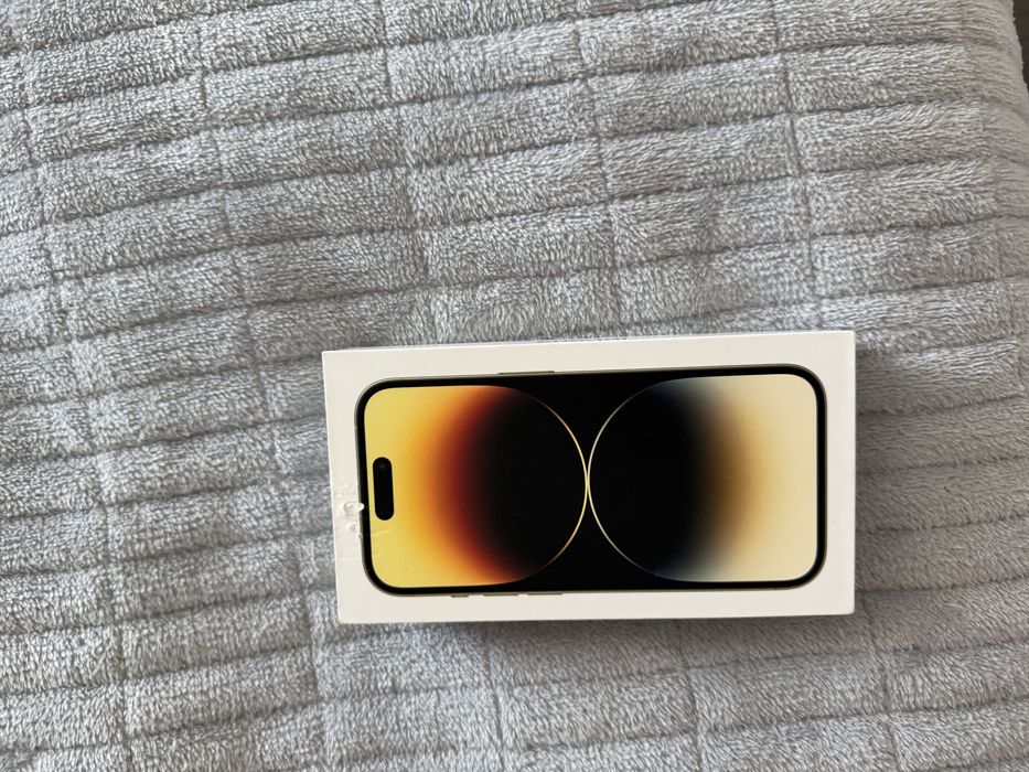 iPhone 14 pro золотой