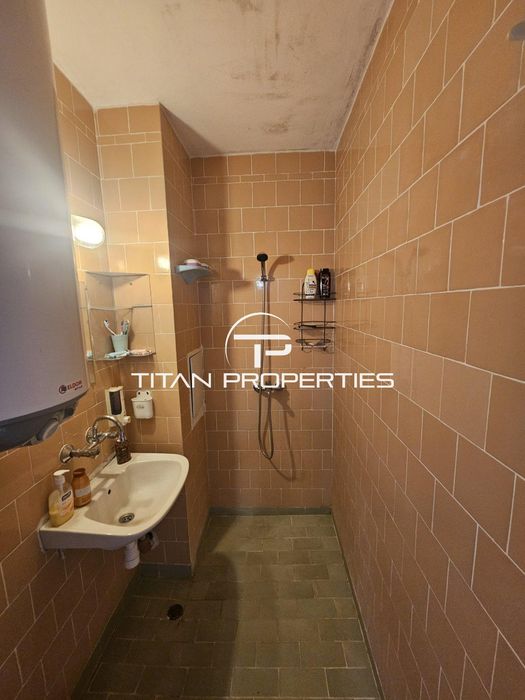 Дава се под наем Двустаен апартамент в Бургас, Братя Миладинови - 64 кв.м за 357 € - Снимка #6