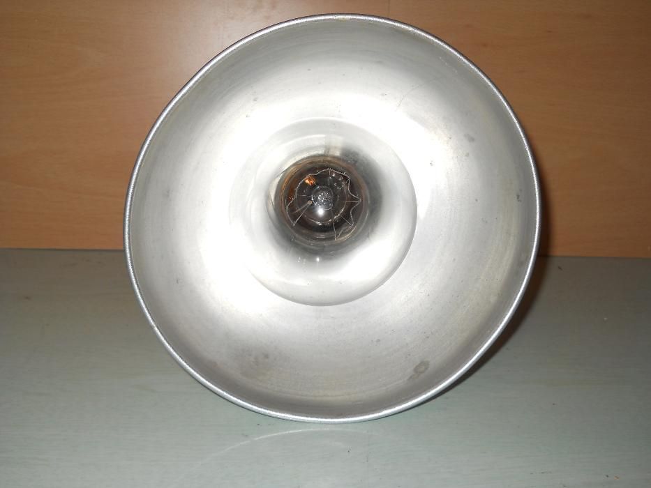 Lampa cu Bec 300 W 220 V