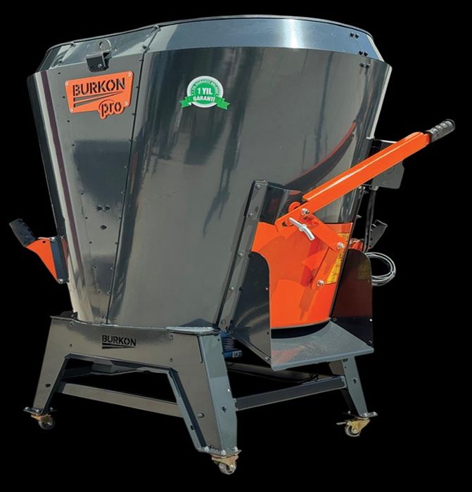 Продается   Стационарный Кормоизмельчитель