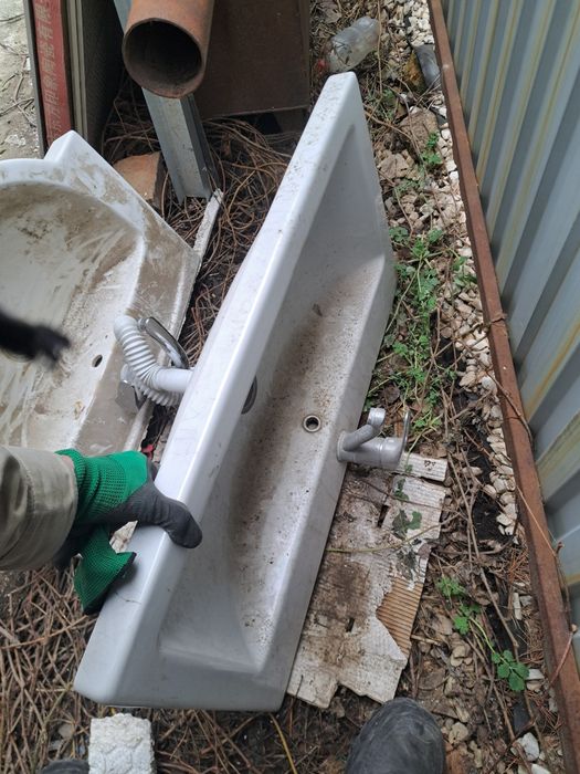 Продам раковины и унитазы