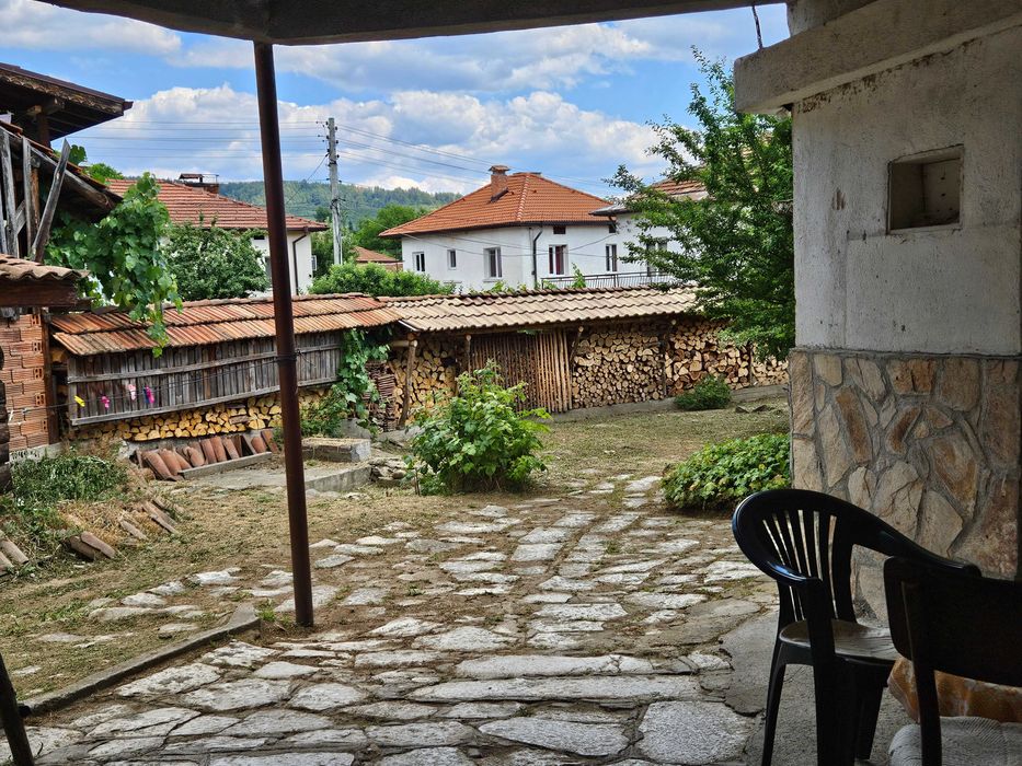 Продава се Къща в с. Горно Драглище, Област Благоевград - 180 кв.м за 439 €/кв.м - Снимка #14