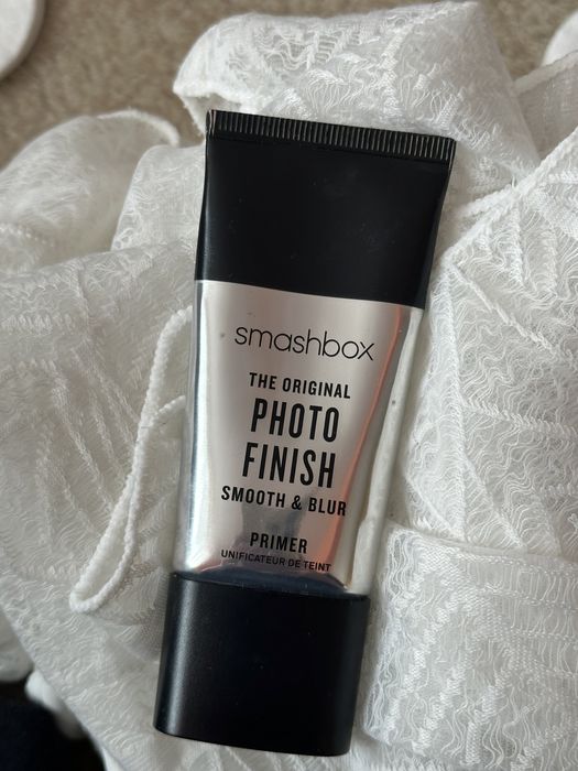 База за грим Smashbox