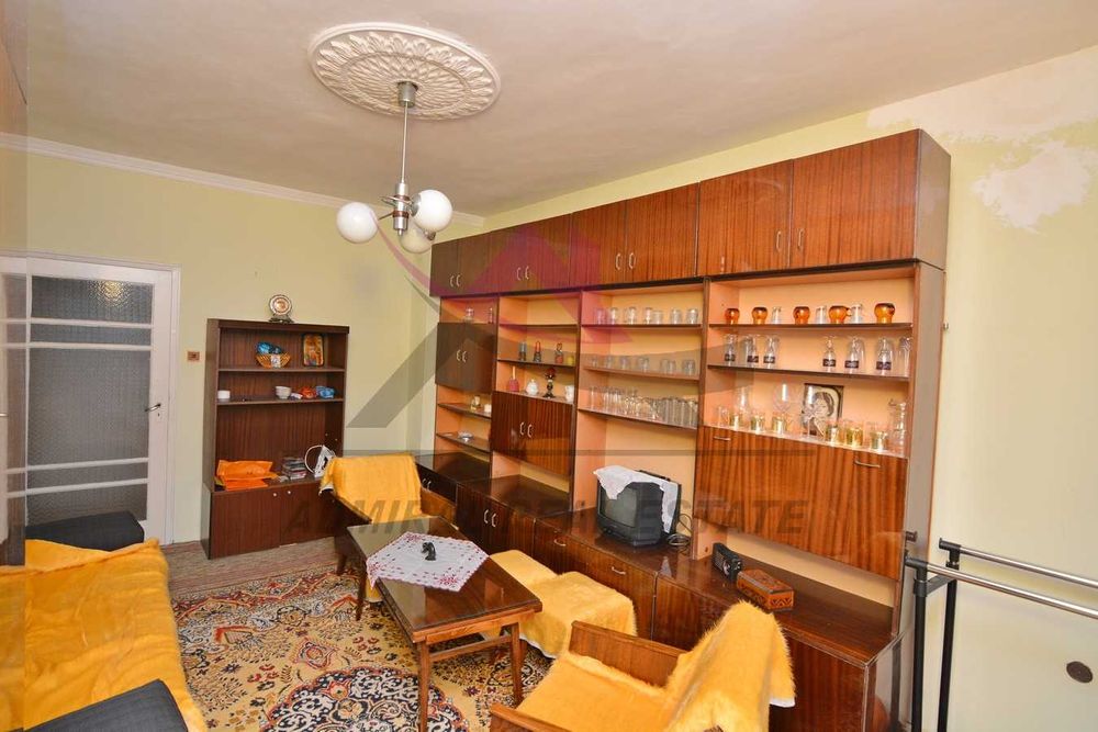 Дава се под наем Тристаен апартамент в Варна, Левски - 67 кв.м за 400 € - Снимка #3