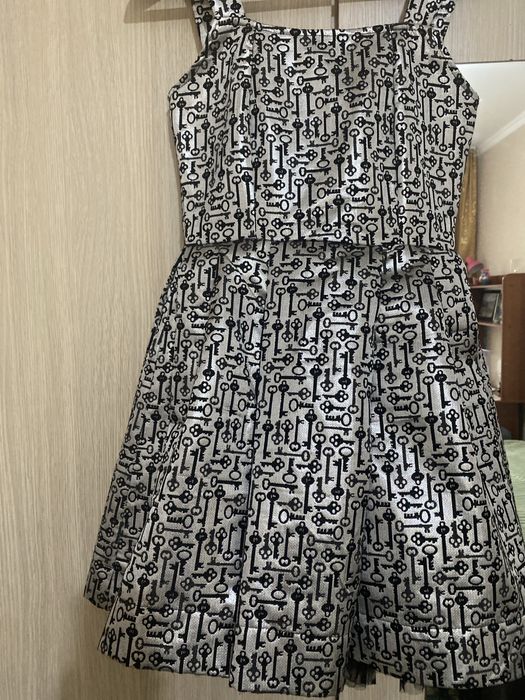 Нарядное платье для праздничных мероприятий