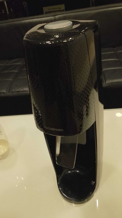 Aparat elegant sifon/bauturi carbogazoase SODASTREAM SPIRIT + BUTELIE + STICLE
