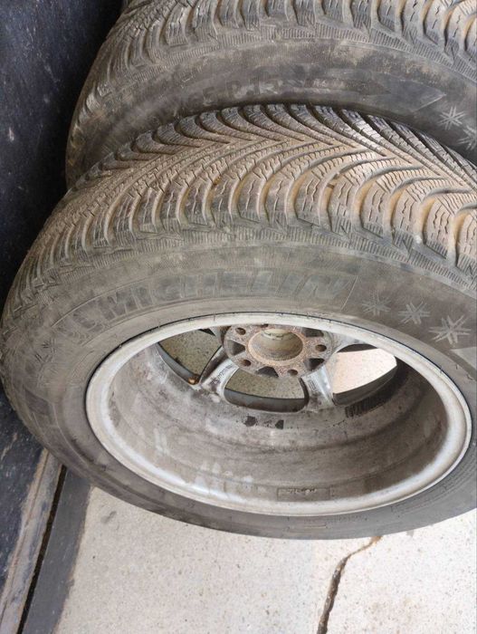 Зимни гуми, добро състояние