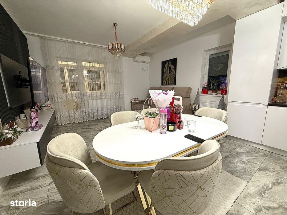 3 Camere Premium | Weiner Palada - Rosu | 2 Bai & Parcare Inclusa