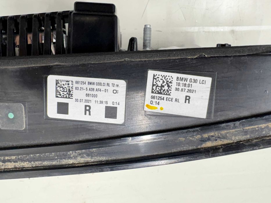 Десен стоп багажник / Десен стоп заден капак БМВ Г30 М5 Ф90 Фейслифт