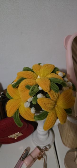 Flori handmade pentru Mărțișor – cadoul perfect din suflet