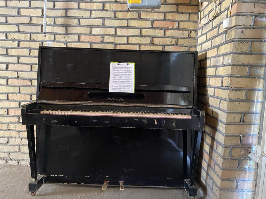 Pianina sotiladi