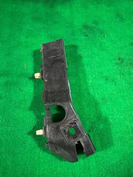 Крепление бампера на Kia K7 (YG) Оригинал