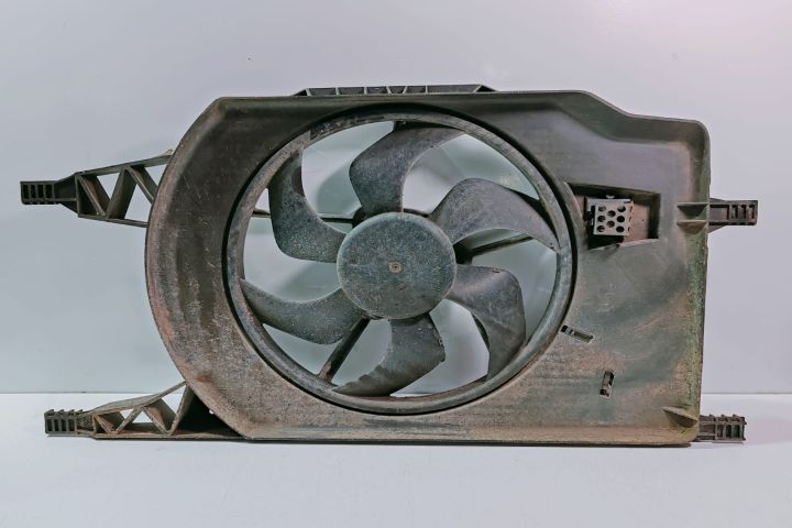 Electroventilator Racire 8200350690 Renault Vel Satis prima generatie