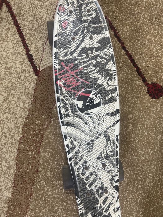 Скейтборд сатылады