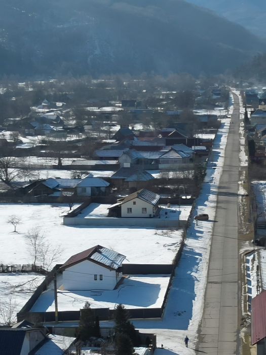 Vând casă din cărămidă