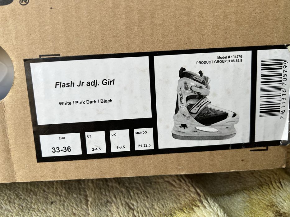 Patine de hochei pe gheata pentru fete!