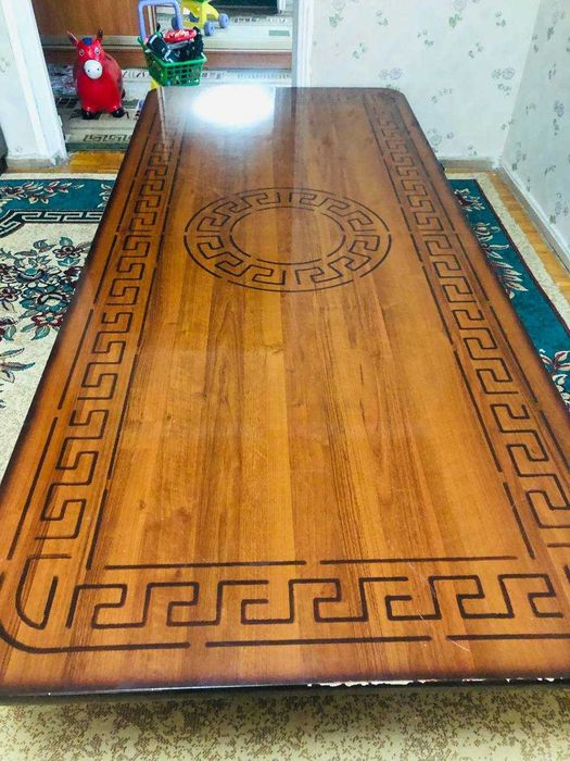 B/u stol stul 12 kishilik xontaxta ham boladi