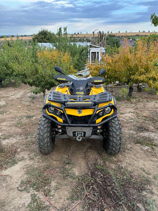 ATV Can am outlander 650cc XT