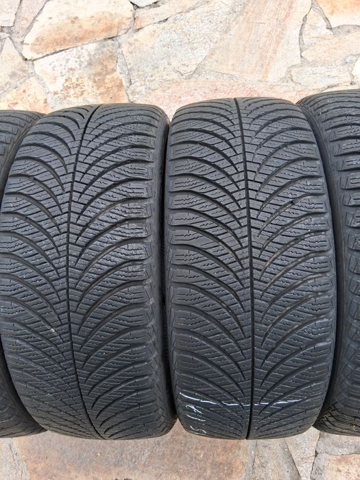 215 45 17 Goodyear 91 W