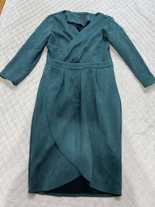 Женакая одежда. Все по три тыс тнг отдам.