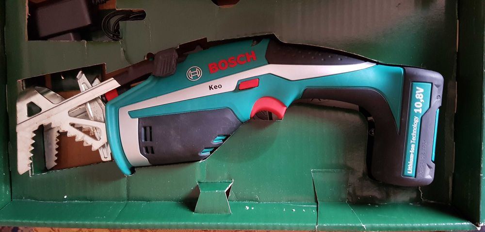 Акумулаторен градински трион Bosch KEO, 10.8 V Li-Ion, 15 см