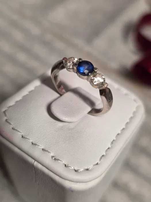 Inel Aur 18 kt cu diamante naturale si safir