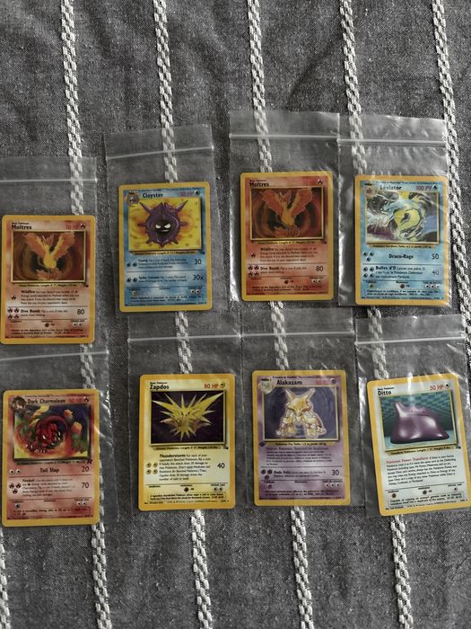 Carti pokemon 1999 2002 stare foarte buna pentru colectionari