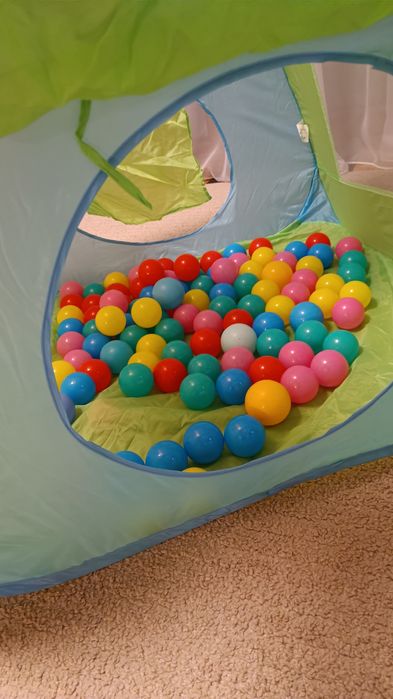 Casuta pliabila cu bile pentru copii