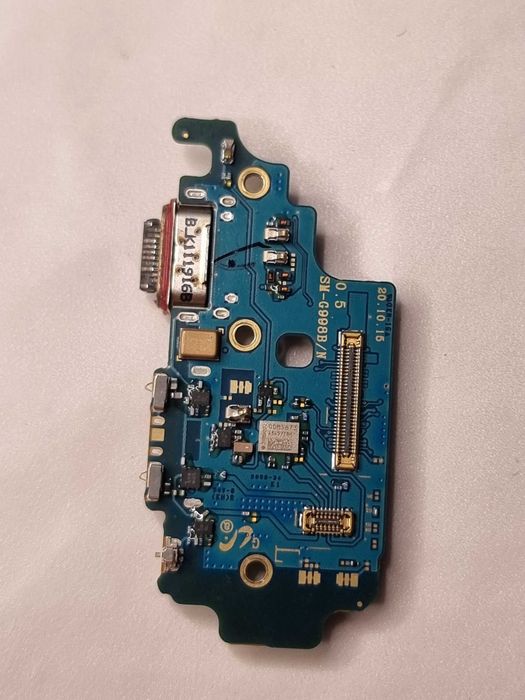 Нижняя палата  s21 ultra