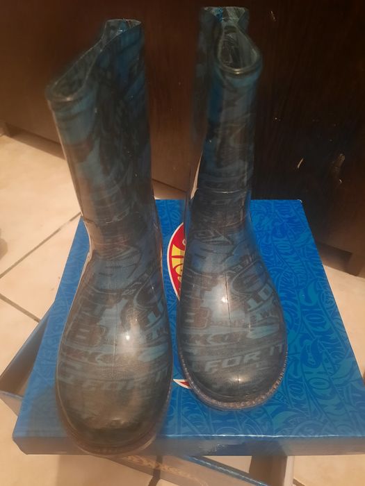 Резиновые сапоги для мальчика