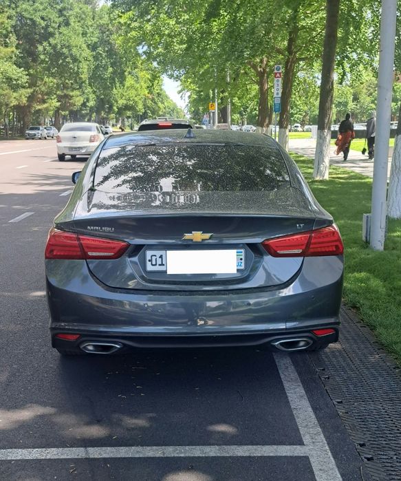 Chevrolet Malibu 2