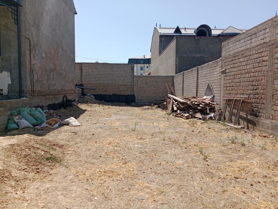 Yer sotiladi 2,5 sotix